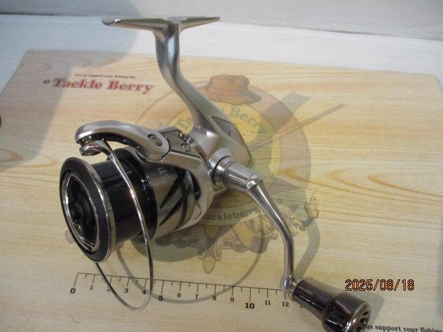 SHIMANO - 【中古/美品】 シマノ 23 ストラディック 4000MHG   /Q115M 23ストラディック 4000MHG｜＠ベリーネット 日本最大新品中古
