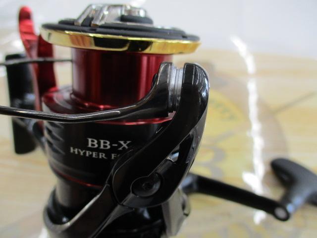 【中古/美品】 シマノ 22 BB-X ハイパーフォース C3000DXG S 右  /E027M シマノ BB-X ハイパーフォース C3000DXG S 左 (リール) 価格比較
