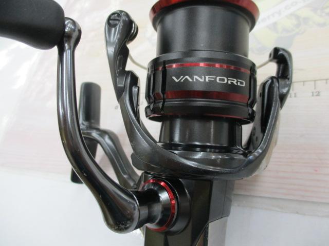 シマノ ’20 ヴァンフォード 2500SHG 新品未使用 シマノ(SHIMANO) 20 ヴァンフォード 2500SHG ○完売しました