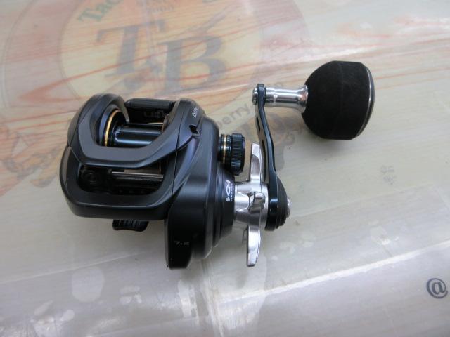 シマノ 22グラップラーBB 151HG シマノ ベイトリール 22グラップラーBB 151HG(左): リール｜釣具