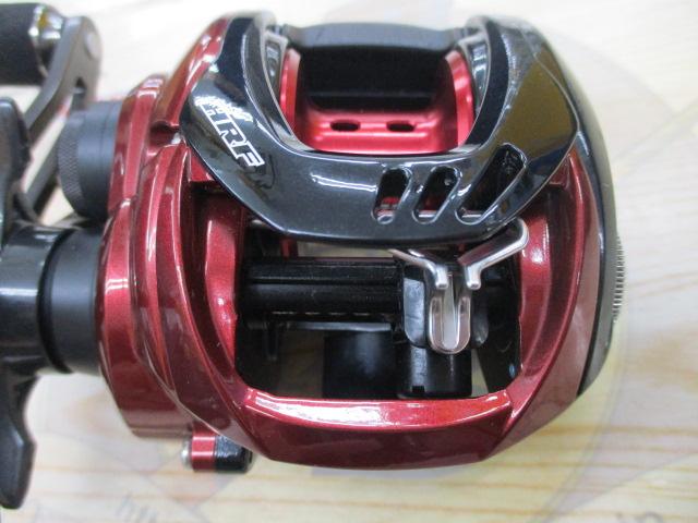 HRF ベイトリール 黒/赤 HRF ベイトリール 黒/赤 ダイワ ベイトリール HRF PE スペシャル