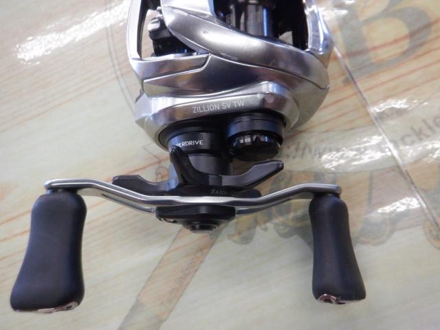 週末値下げ❗️21ジリオンsv tw 1000xhl　美品 ダイワ 21 ジリオン SV TW 1000HL - 上島釣具店