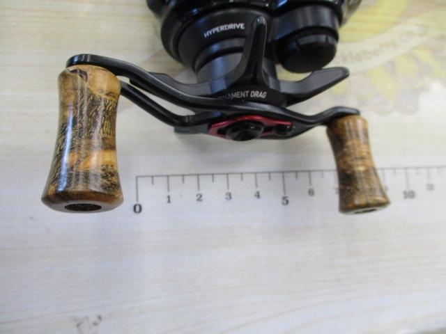 【中古/美品】 ダイワ SS AIR TW 8.5 左 ゴメクサスハンドルノブ付き  /A039M 2271121864.jpg?1716435133