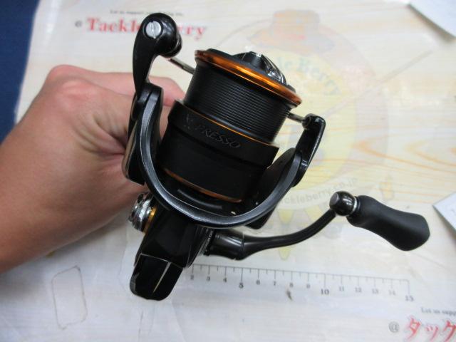 【極美品】21PRESSO　LT2000SS-P Daiwa(ダイワ) プレッソシリーズ / 21 PRESSO LT2000SS-P