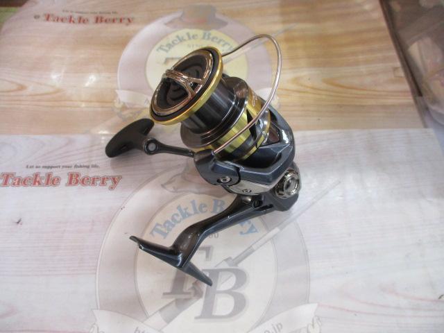 再出品 シマノ 25 アルテグラC3000XG 新品未使用 シマノ 25 アルテグラ C3000XG (2025年モデル) スピニングリール