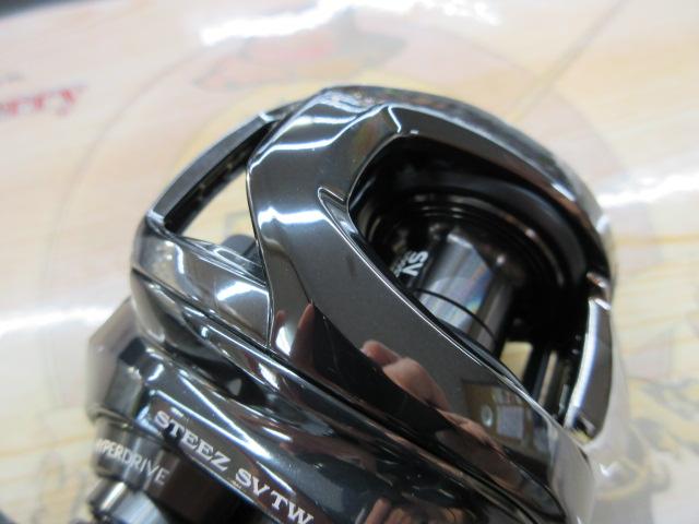 24スティーズSVTW100XHL ダイワ ベイトリール 24スティーズ SV TW 100XHL(左)【即日発送