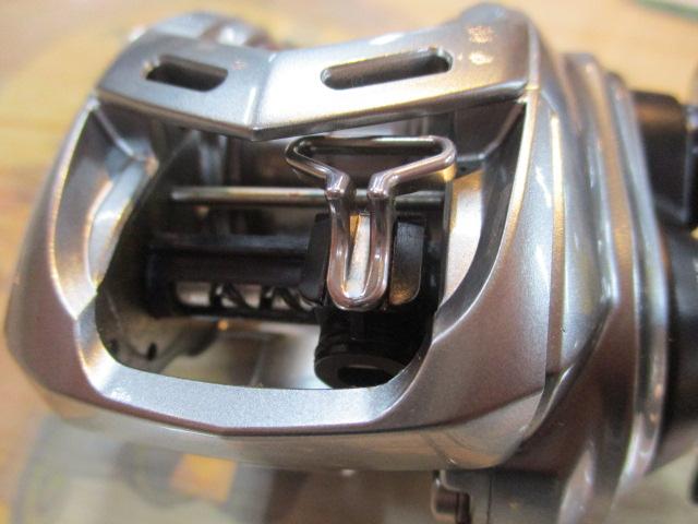 N　アルファス SV TW 800S-HL 未使用品 ダイワ(Daiwa) ALPHAS(アルファス) SV TW 800S-HL 左ハンドル
