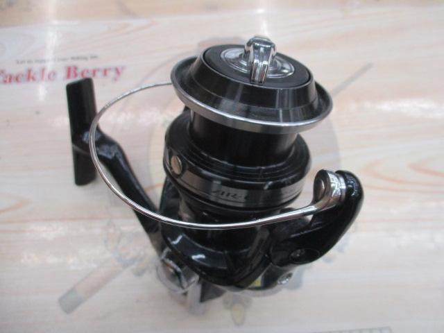 シマノ(SHIMANO) リール 15AR-CエアロBB C3000HG 41X9BuYnLcL.jpg_BO30,255,255,