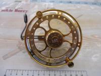 台湾リール アストロゴールド