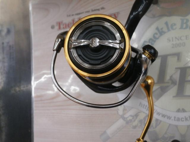 18レガリス LT3000-CXH Amazon | ダイワ(DAIWA) リール レガリスLT3000CXH PEライン 1.0