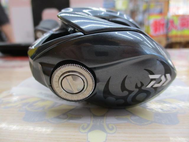 25 タトゥーラ SV TW 100HL ダイワ ベイトリール 25タトゥーラ SV TW 100HL(左)【即日発送