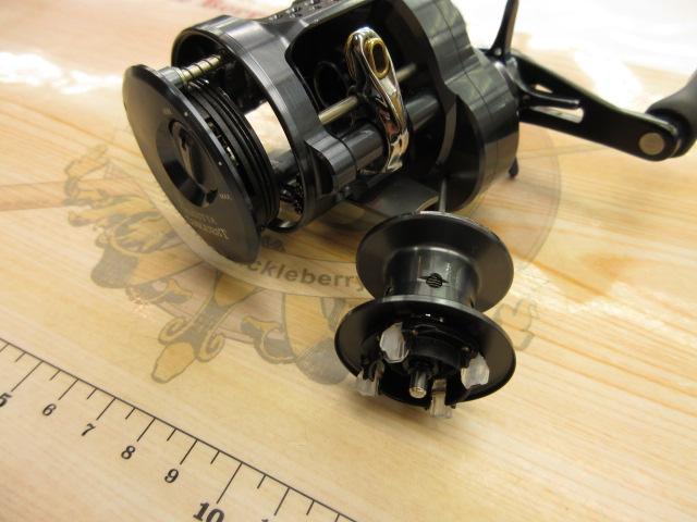 24カルカッタコンクエスト シャローエディション 31HG｜＠ベリー