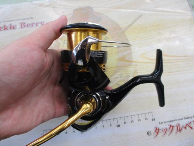 23レガリス　4000cxh DAIWA（釣り） 23 レガリス LT4000-CXH スピニングリール - 最