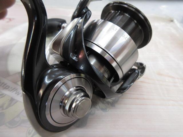 レイ Daiwa セルテートLT3000-CH 中古品 ダイワ セルテート LT3000-XH (リール) 価格比較 - 価格.com