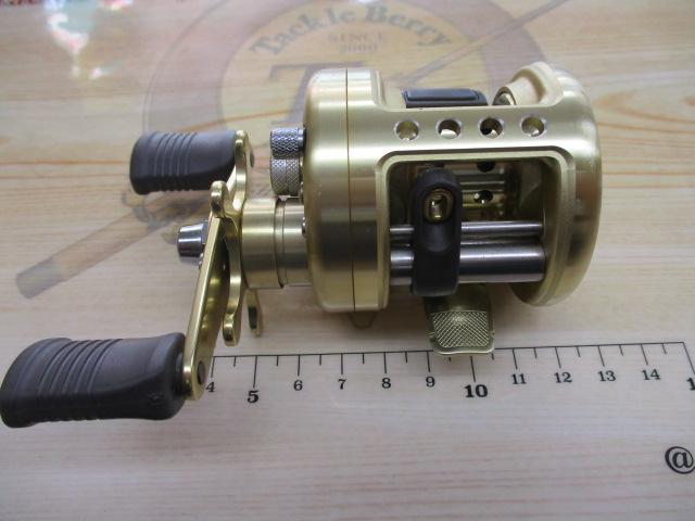 SHIMANO - 【中古/美品】 シマノ カルカッタ 50XT   /P283M シマノ CALCUTTA 50XT 中古（Shimano CALCUTTA 50XT Right Hand