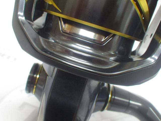 25 ステラSW 8000HG 未使用品 シマノ 25 ステラ SW 8000HG リール スピニング 送料無料 N