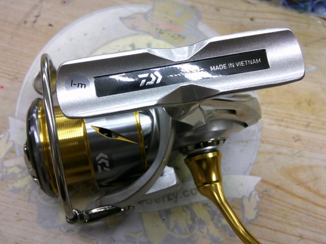 21フリームス　LT2500-XH ダイワ フリームス LT2500-XH (リール) 価格比較 - 価格.com