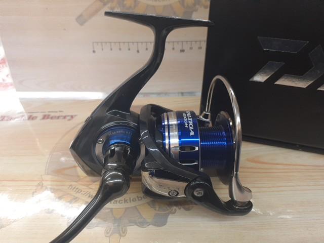 15ソルティガ4000h  釣行未使用品 15ソルティガ 4000H｜＠ベリーネット 日本最大新品中古釣具WEB