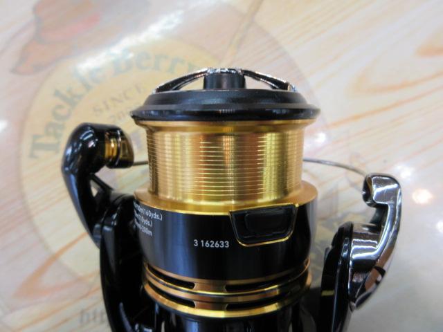【極美品】23レガリス　LT2000S-P ダイワ レガリス LT2000S-P (リール) 価格比較 - 価格.com