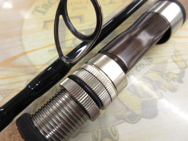 トラウトファイナリスト エクスプローラー TF-EA82HHS-TZ (ARMOR60)