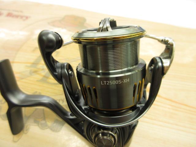 23エアリティ LT 2500S-XH DAIWA（釣り） 【半期決算】ダイワ 23 エアリティ ST LT2500S-XH