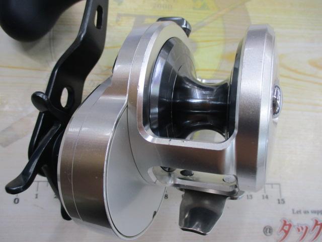 シマノ 11オシアジガー2000NRPG シマノ オシアジガー 2000NRMG 右 (リール) 価格比較 - 価格.com