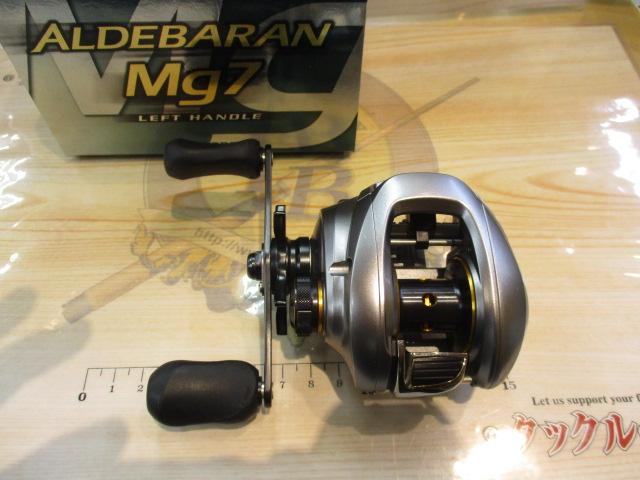 シマノ　０９アルデバランＭＧ７ 中古品】 シマノ 09 アルデバランMg7 左巻き SHIMANO ALDEBARAN
