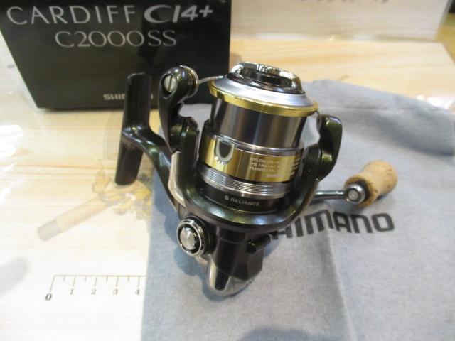 釣り リール SHIMANO CARDIFF CI4+ C2000SS Amazon | シマノ(SHIMANO) スピニングリール 12 カーディフ CI4+