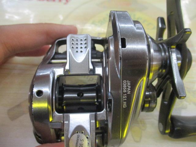 バンタムMGL HG ／美品 シマノ(SHIMANO) 18 バンタム MGL HG RIGHT(右) ☆特別割引品
