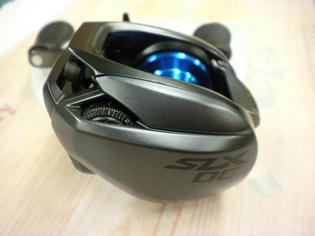 20 SLX DC70XG中古 20 SLX DC70XG中古 SHIMANO シマノ 20 SLX DC 70XG 右ハンドル