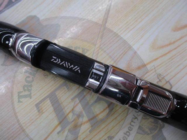 LANDSURF T 30-425-J 投げ竿 425cm DAIWA（釣り） 【取り寄せ商品】ダイワ ランドサーフT(30号-425