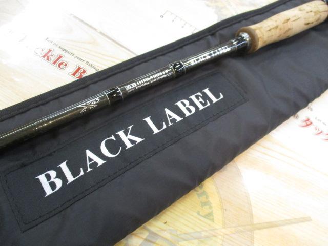 ダイワ　ブラックレーベル+ 651ML/MHFS Amazon | ダイワ(Daiwa) バスロッド スピニング ブラック