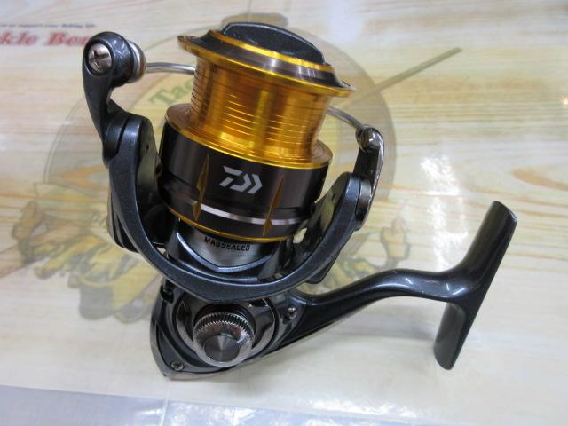 ダイワ　FREAMS. 2508RH Daiwa 15 FREAMS 2508 Spinning Reel 4960652960687 – North-One