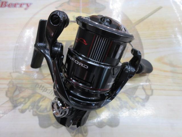 24ヴァンフォード　c2500s 新品未使用 ヨドバシ.com - シマノ SHIMANO 24 ヴァンフォード C2500S