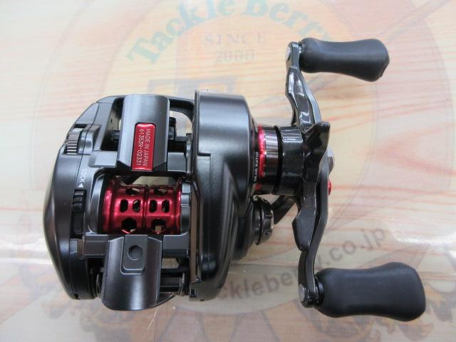 超美品　新品未使用DAIWA STEZ AIR TW 500xxhベイトリール DAIWA（釣り） ダイワ スティーズ AIR TW 500XXH 右ハンドル