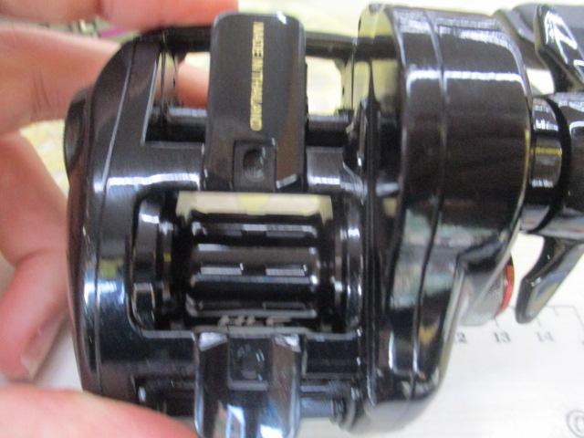 タトゥーラ　hlc 7.3 Daiwa TATULA HLC 7.3-L-TW Baitcasting Reel 4960652018357