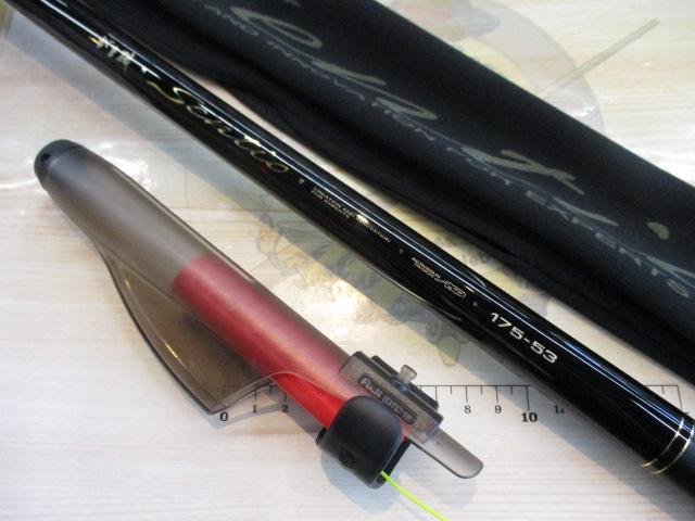 がまかつ がま磯 センティオ 1.5 53 がまかつ がま磯 センティオ 15-53/R502L 美品 磯竿 : 釣king