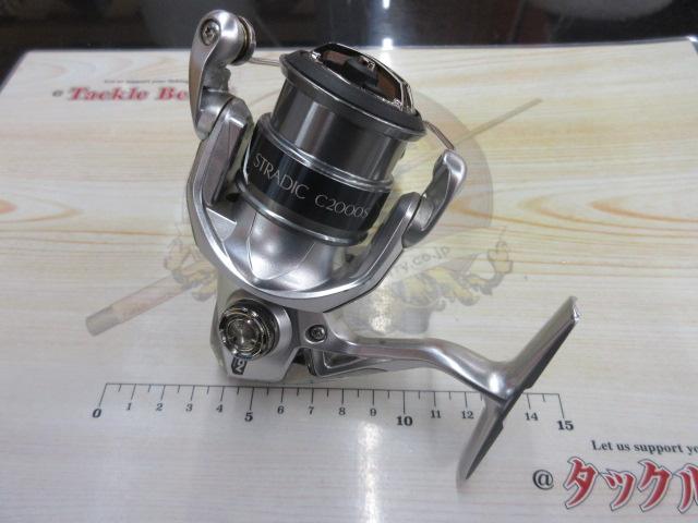 【中古/美品】 シマノ 15 ストラディック C2000HGS 替スプール付  /F265M 15ストラディック C2000HGS｜＠ベリーネット 日本最大新品中古
