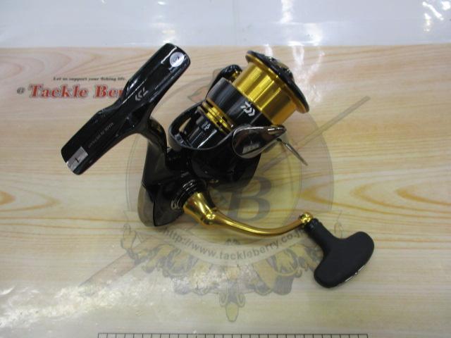 レガリス LT3000-CXH Amazon | ダイワ(DAIWA) リール レガリスLT3000CXH PEライン 1.0