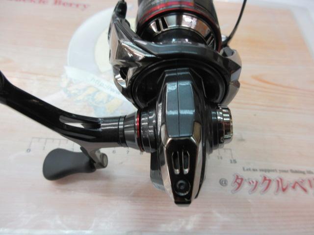 シマノ ヴァンフォード C3000SDH 新品未使用 シマノ 24 ヴァンフォード C3000SDH ハンドル無しの未使用品