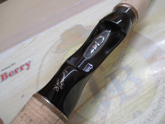 ワールドシャウラ 1754R-2 (レッドタイプ)｜＠ベリーネット 日本