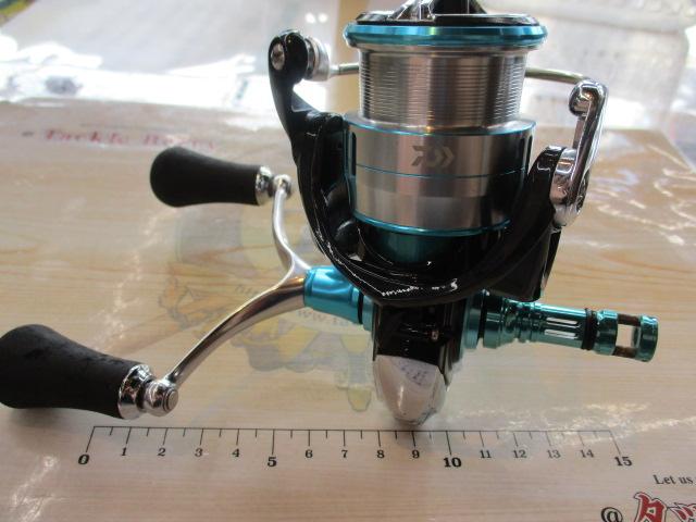 19 エメラルダス　LT2500S-DH Amazon | ダイワ(DAIWA) スピニングリール 19 エメラルダス