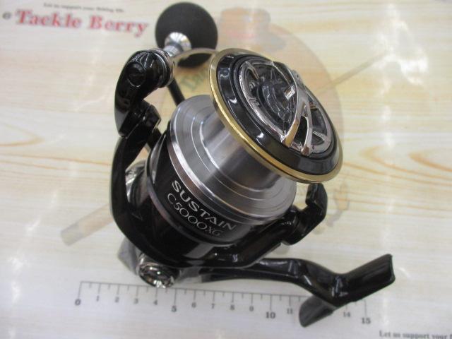 SHIMANO - 17サステイン　C5000XG   美品　送料込み シマノ(SHIMANO) 17サステイン C5000XG ○廃番 完売しました