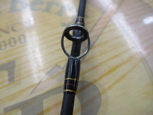 デストロイヤー F10-76XBJ(ブラックジャングル)ECSリールシート