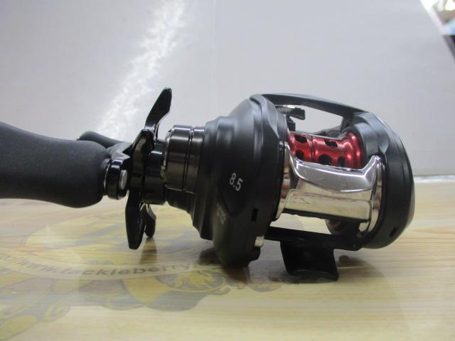 新品未使用 25アルファス BF TW 8.5 L ダイワ ベイトリール 25アルファスBF TW 8.5L(左)【即日発送