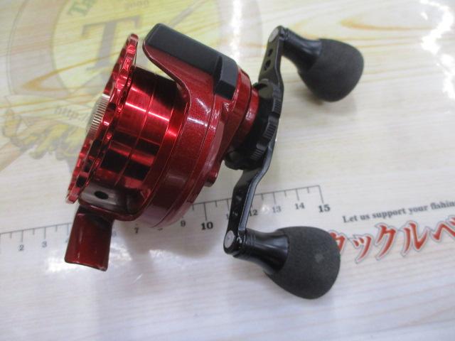 黒鯛工房　カセ筏師　チヌリミテッドV　大チヌ　レッド　美品 カセ筏師 THEチヌリミテッドV 大チヌ 65-R 左 レッド 黒鯛工房