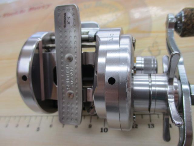 【入手困難】 シマノ 11カルカッタコンクエスト 50DC　バス釣り　トラウト 美品！ カルカッタコンクエスト50DC 入手困難】 シマノ 11