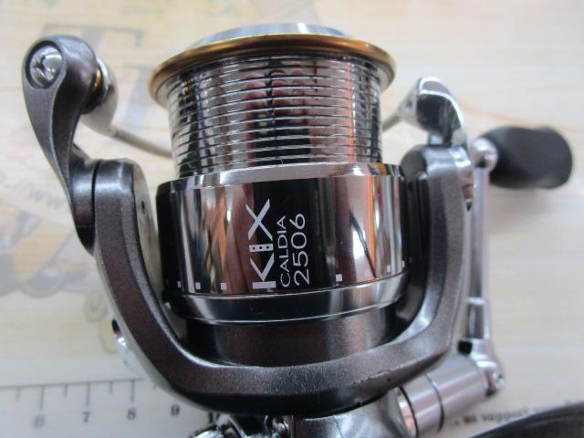 ダイワのスピニングリール「カルディアKIX 2506」 ダイワ(Daiwa) カルディアKIX 2506(PEラインセット) 00055418