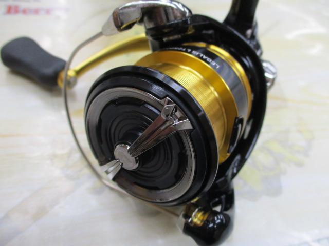 【ほぼ未使用】23レガリス　LT2500S-DH　豪華おまけ付き ダイワ 23 レガリス LT2500S-DH | リール,スピニングリール