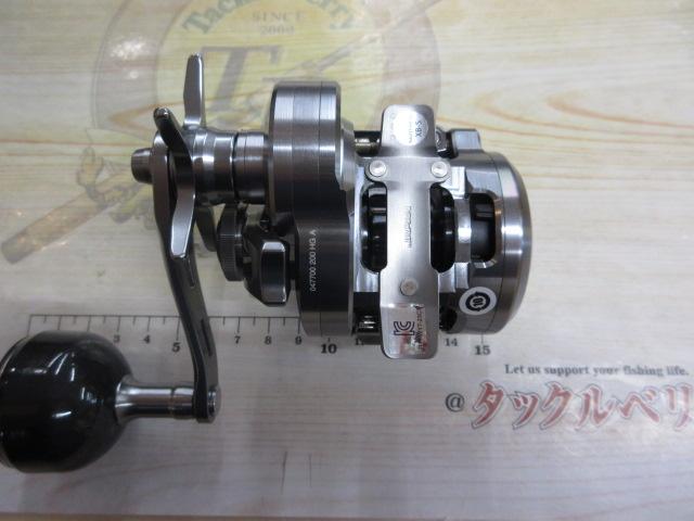 最終値下げ [未使用品]25 オシアコンクエスト CT 200HG シマノ ベイトリール 25 オシア コンクエスト CT 200HG 右巻き